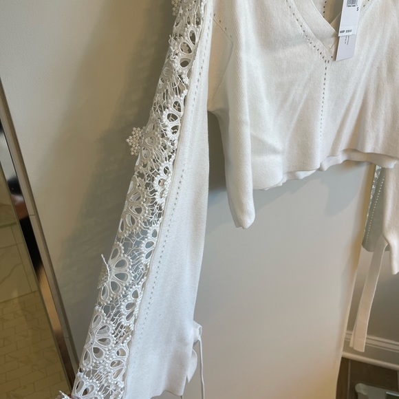 Cropped sweater - Picture 2 of 2